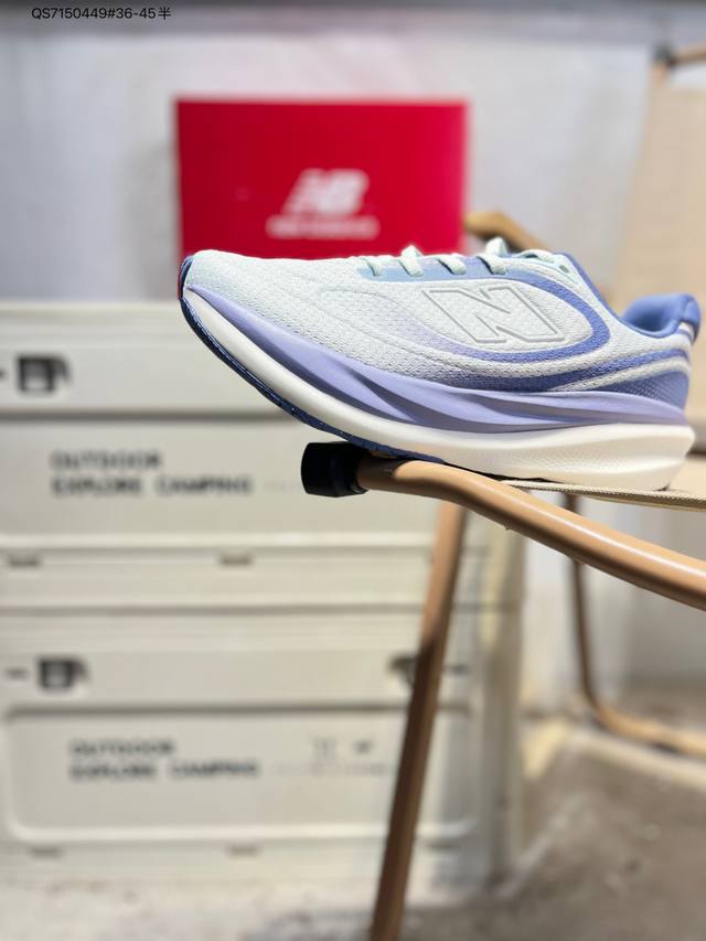 New Balance M10805Vc减震耐磨包裹性支撑轻便 低帮 生活休闲鞋 轻盈脚感质感兼具 鞋身搭载Eva科技中底,适用多元穿搭场合为户外出行提供舒适长