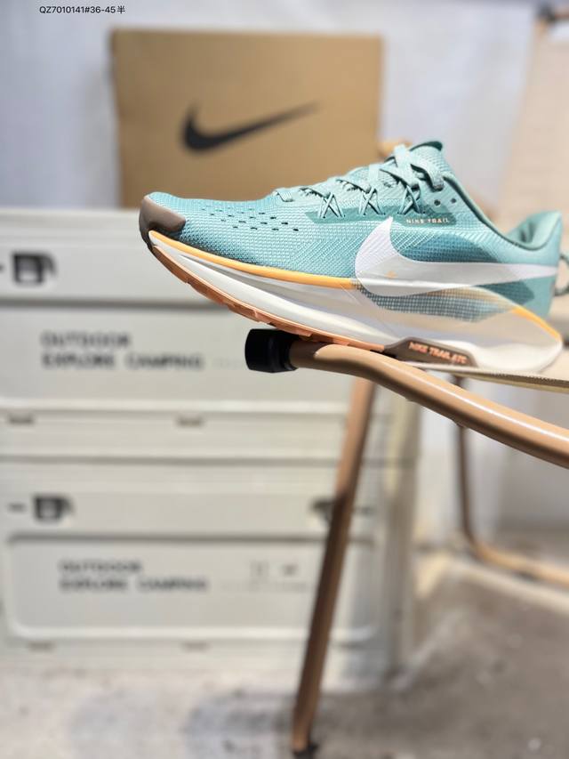 Nike Reactx pegasus Trail 5 Next Nature 越野跑步鞋 公司级版本 登月兼顾迅疾外观和稳固脚感 后跟覆面和中足动态支撑巧妙融