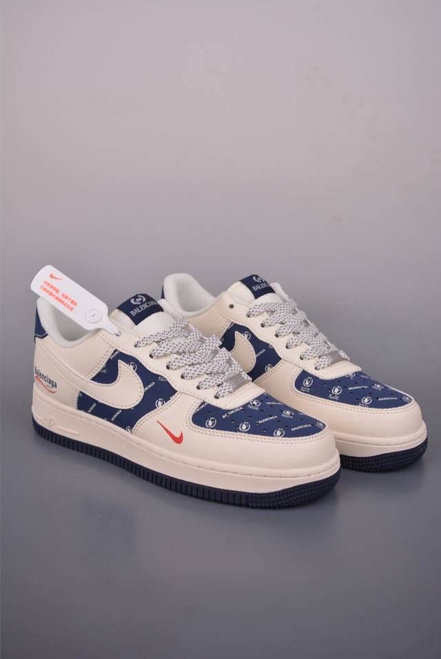 Nike Air Force 1 Low 巴黎世家联名 原楦头原纸板 打造纯正空军版型 专注外贸渠道 全掌内置蜂窝气垫 原盒配件 原厂中底钢印、拉帮完美 官方货