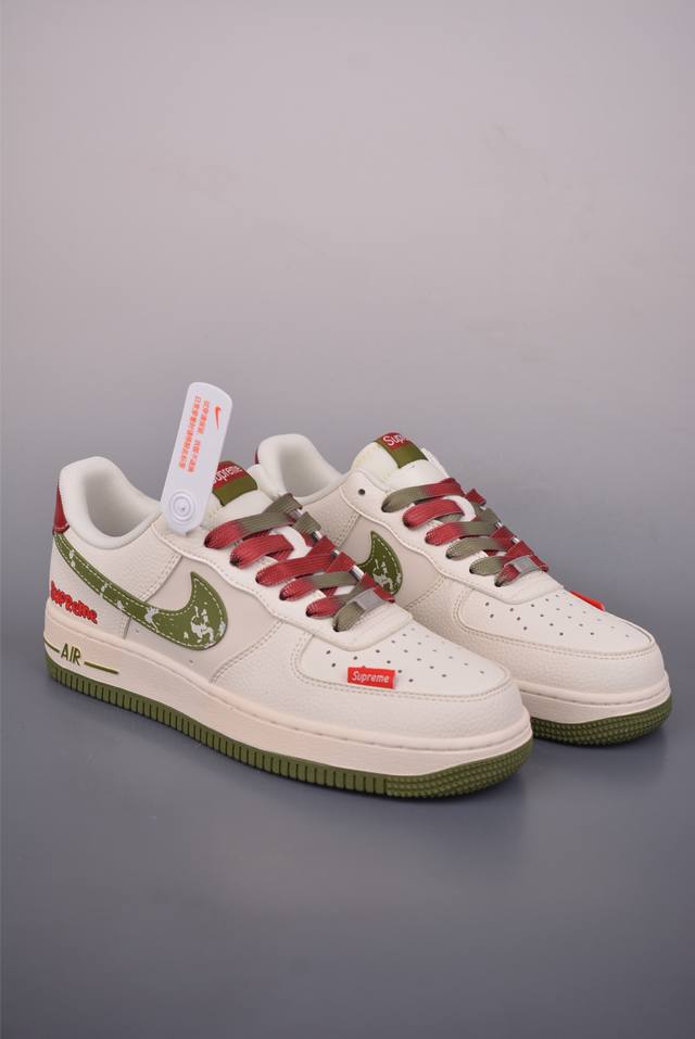 Nike Air Force 1 Low Supreme联名 原楦头原纸板 打造纯正空军版型 专注外贸渠道 全掌内置蜂窝气垫 原盒配件 原厂中底钢印、拉帮完美