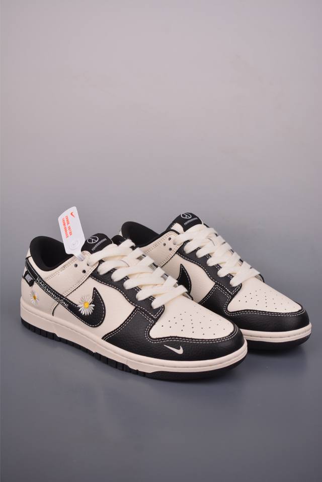 Nike Sb Dunk Low 小雏菊联名 纯原大厂出品 极力推荐 原装头层材料 独家版型蒸餾加工 帶來的是更好的视觉和脚感体验 大厂纯原品质出货 清洁度 电