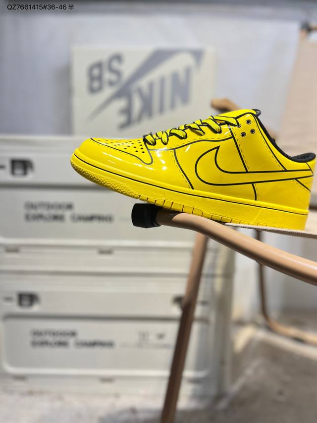 耐克Nike Dunk Low 板鞋Sb系列经典百搭休闲运动板鞋加厚鞋舌的填充，使舒适性大大提升，同时也更方便穿脱中底部分则加入了脚感柔软舒适Zoomair气垫