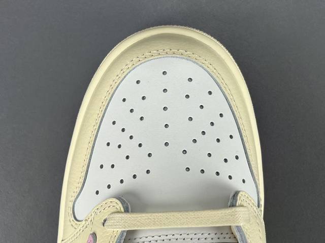 渠道优势 ！ X版 改进款 Aj1 Travis Scott X Jordan Air Jordan 1 Low Og 倒钩 舒适百搭 低帮 复古篮球鞋 男女同