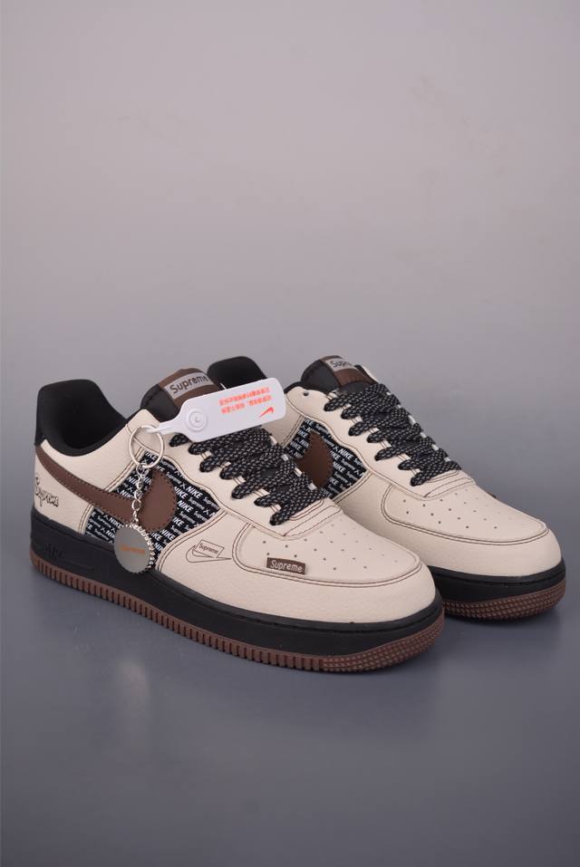 Nike Air Force 1 Low Supreme联名 原楦头原纸板 打造纯正空军版型 专注外贸渠道 全掌内置蜂窝气垫 原盒配件 原厂中底钢印、拉帮完美