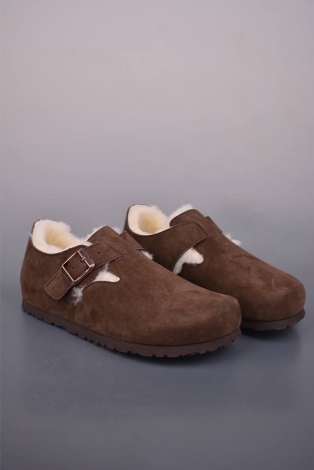 勃肯Birkenstock 经典全包款 纯原G版“翘头加绒款” 优质牛皮翻毛皮 纯色羊毛内里，保暖不乏时尚 木糠木屑贴合真皮垫脚大底 鞋底Eva发泡底，Q弹舒适