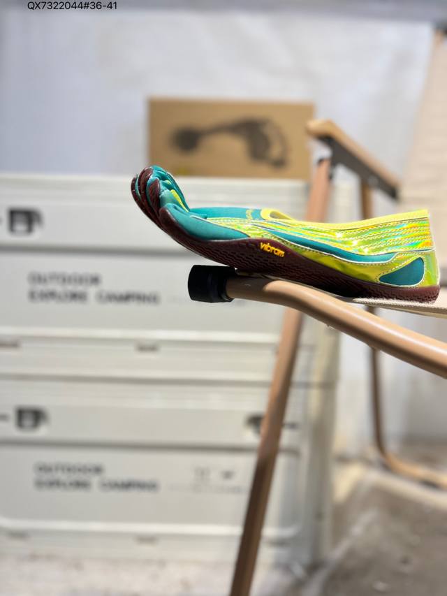 Vibram五指鞋2025新款户外徒步登山鞋越野男赤足运动鞋 Breezandal采用五指设计，每个脚趾都有独立的分隔，模仿赤足的感觉，提供更自然的运动体验。这