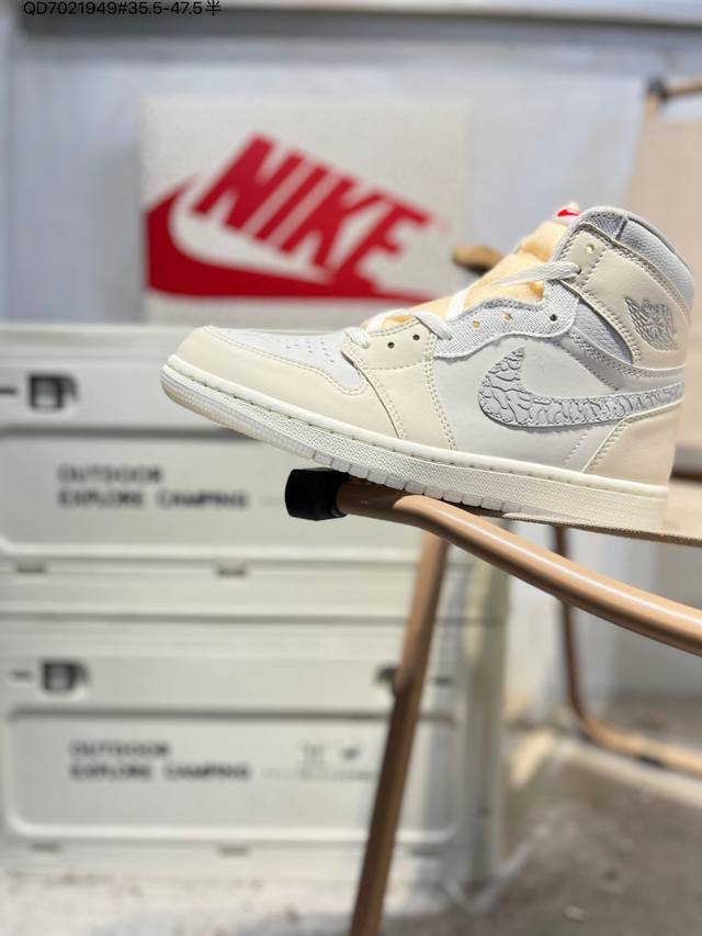 公司级头层皮福利 Air Jordan 1 Retor Aj1经典复古高帮百搭文化篮球鞋 采用软质纳帕头层皮革鞋面#原厂立体填充鞋舌海绵#中底注胶孔及缜密中底拉