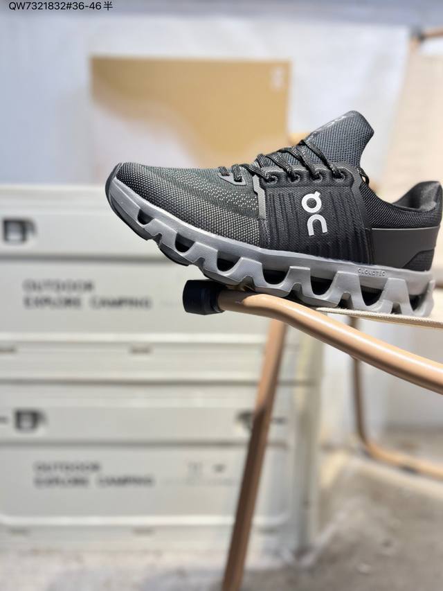 On昂跑Cloudtilt Moon 轻量运动休闲鞋 脚感很舒服 鞋底柔软且包裹性好 上脚显腿长 不管休闲还是运动都很百搭 是最好看最显质感的颜色3Mf1057