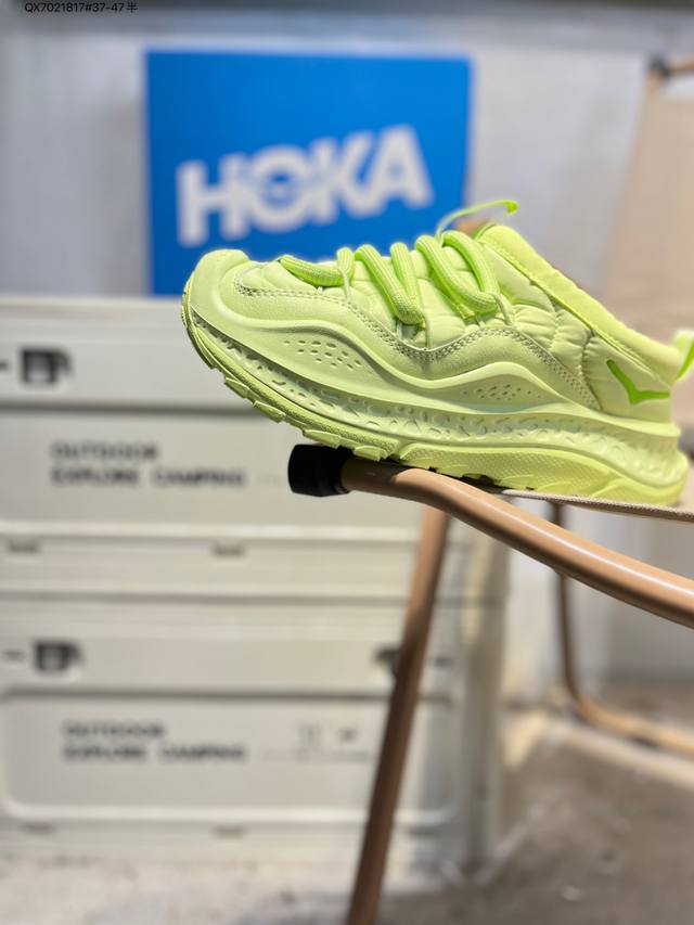 Hoka One One Ora primo 全新配色 Hoka One One是来自美国的跑步鞋知名品牌，创立于2009年，始终致力于为所有跑者提供更新、更好