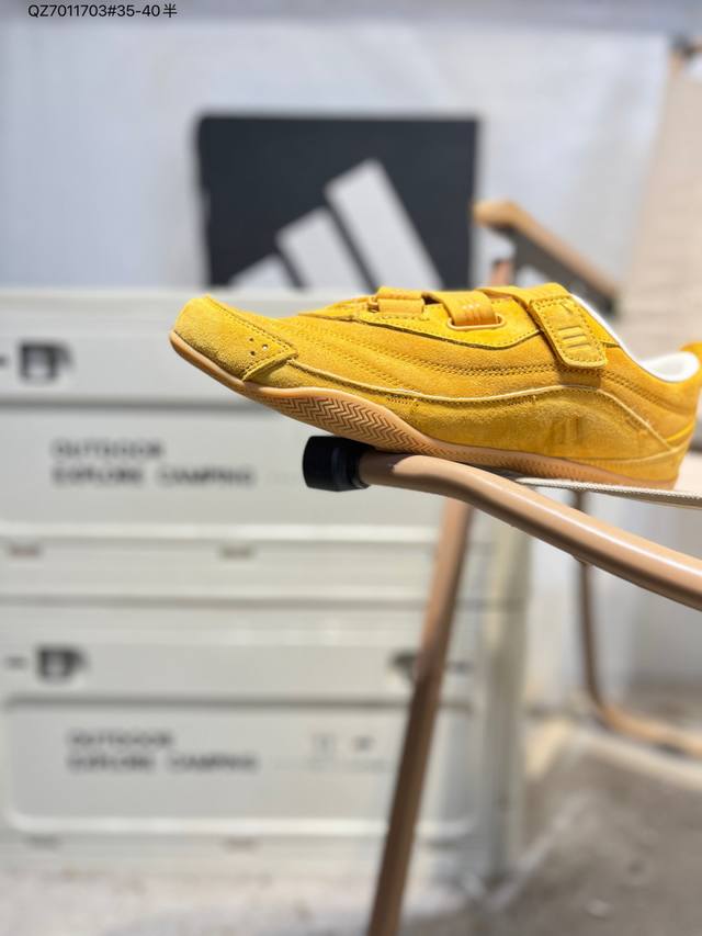 阿迪达斯 Adidas Fos 系列 Urban Reverie城市机能芭蕾风薄底鞋运动鞋：城市机能与芭蕾风的浪漫邂逅！它的设计灵感来源于对日常鞋履的重新想象，