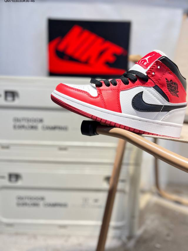乔丹Air Jordan 1 Low Aj1中帮系列篮球鞋 官方同步配色554724 Qm7103030#36-46