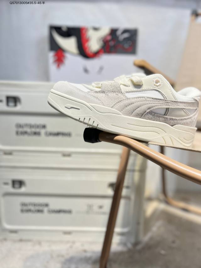 彪马 puma 180 时尚增高显腿细 彪马全新面包鞋厚底百搭板鞋，面包鞋是整个 年最具人气的鞋型之一，今年仍将是鞋圈主力。近日，puma彪马推出了一款全新造型