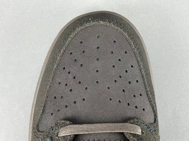 渠道优势 ！ 纯原 Aj1倒钩 Travis Scott X Jordan Air Jordan 1 Low Og Velvet Brown倒钩9.0 丝绒摩卡