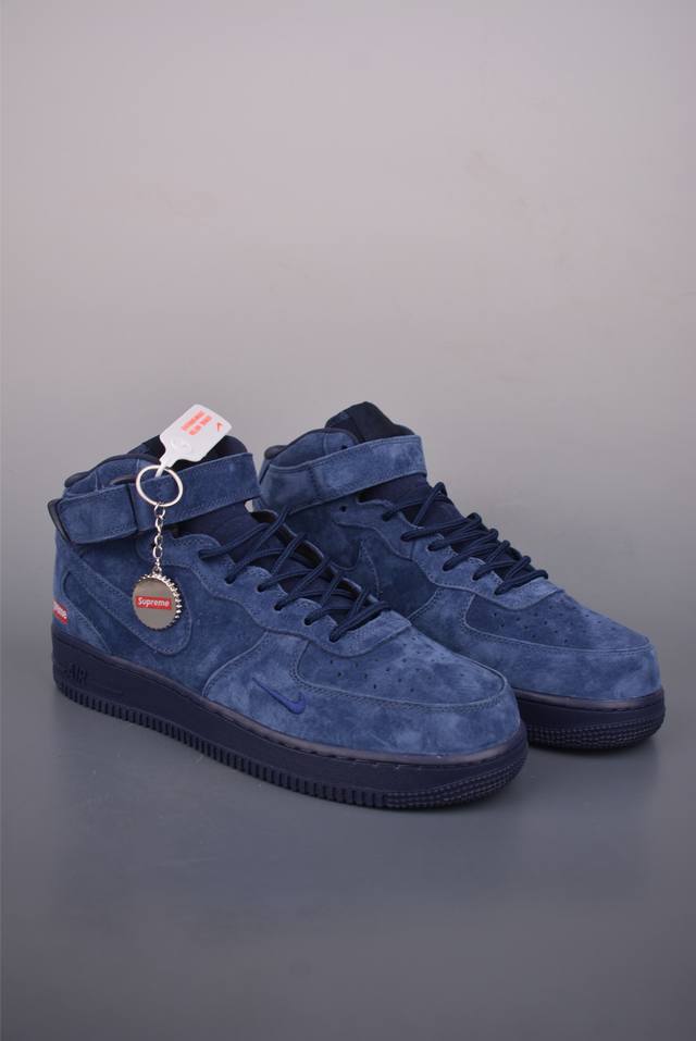 Nike Air Force 1 Mid Supreme联名 一号中帮休闲板鞋 实拍首发 定制鞋盒 原楦头原纸板 纯正空军版型 内置全掌气垫 官方货号：Dv07