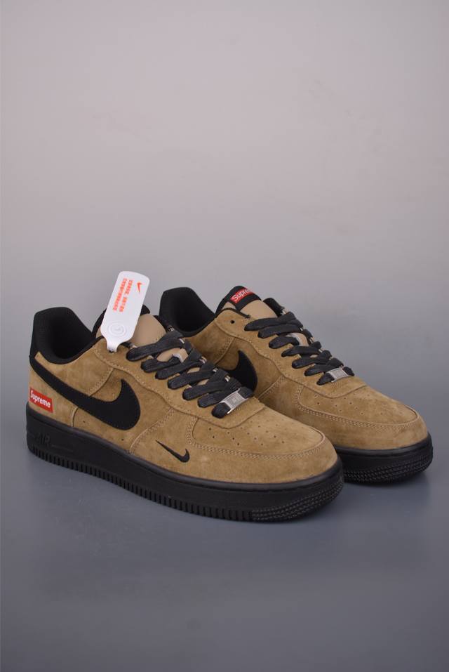 Nike Air Force 1 Low Supreme联名 原楦头原纸板 打造纯正空军版型 专注外贸渠道 全掌内置蜂窝气垫 原盒配件 原厂中底钢印、拉帮完美