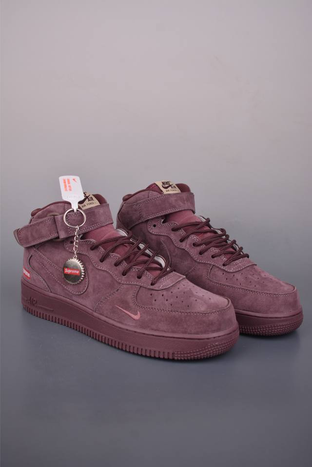 Nike Air Force 1 Mid Supreme联名 一号中帮休闲板鞋 实拍首发 定制鞋盒 原楦头原纸板 纯正空军版型 内置全掌气垫 官方货号：Dv07