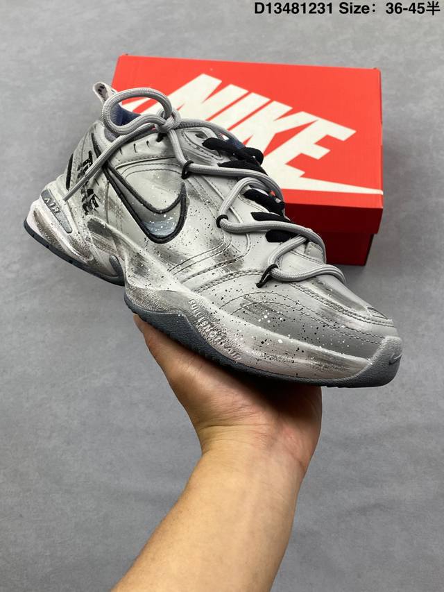 手绘定制：Nike Air Monarch Iv皮革 日常百搭 減震防滑 低帮生活休闲鞋 采用皮革材质打造鞋面，鞋面结实耐穿，日常也非常好打理，整体配色以白色为