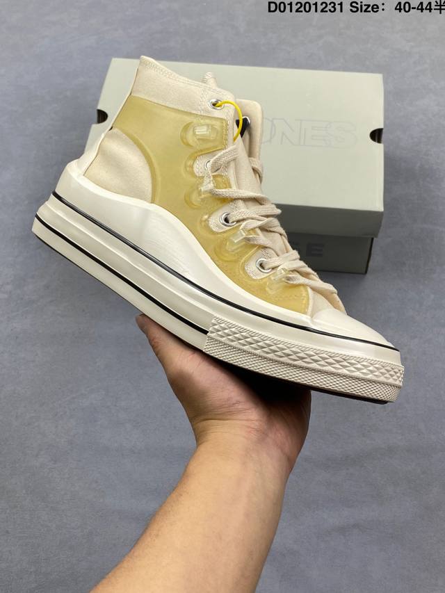 匡威Converse All Star 厚底增高帆布鞋面 高帮板鞋、小个子种草机上线 谁不买这双鞋我都会伤心的 类型：男女鞋 码数：如图 D01201231