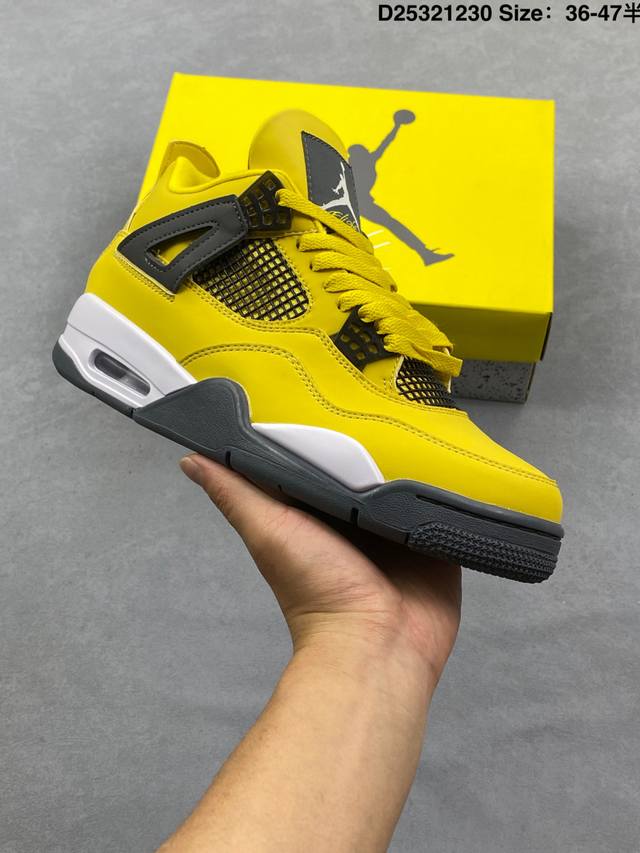 Air Jordan 4 Retro Aj4 乔4 迈克尔 乔丹Aj4代中帮复古休闲运动文化篮球鞋 鞋舌处标志不同于以往的 Air Jordan 4，在经典的