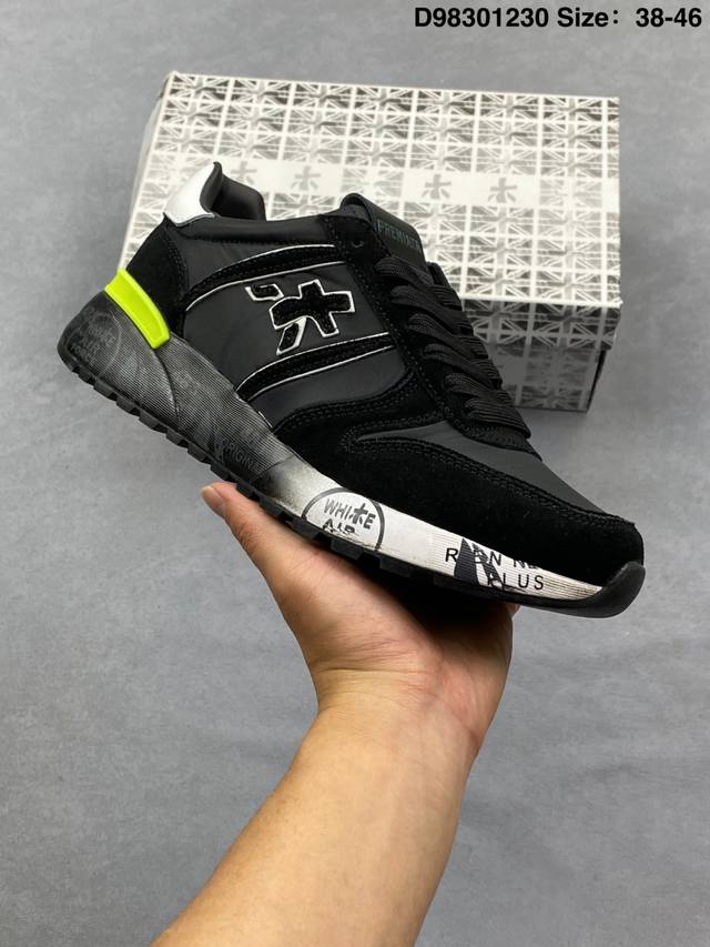 premiata 普拉米亚达 男鞋原单出口品质，采用皮革饰片组合固色翻毛皮与复合牛津布鞋面材质，内衬搭载皮革贴附缓震脚垫，中底Eva缓震组合耐磨橡胶鞋底意大利高