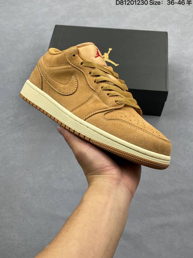Air Jordan 1 Low Medium Olive 低帮 橄榄绿 Aj1 乔丹1代 Aj1 乔1 低邦 灰绿色 男女同款 乔丹篮球鞋系列 鞋身整体采用土