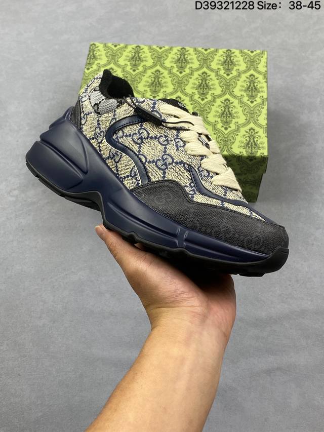 倪妮.杨幂.鹿晗.吴宪华群星Ins及小红书穿搭爆款2640春季新色，经典高奢品牌Gucci古驰 复古休闲运动板鞋670408 Id:D39321228