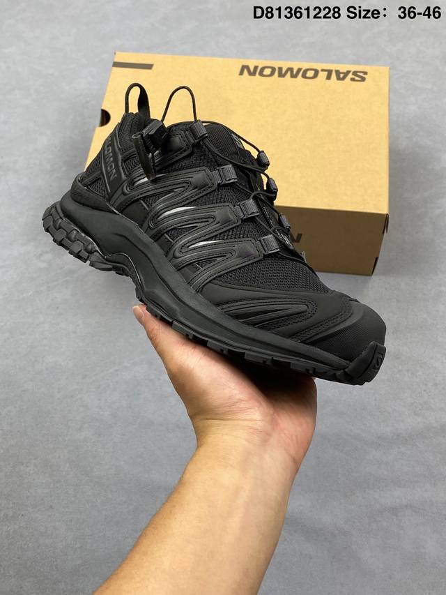 Salomon萨洛蒙 Xa pro 3D户外越野跑鞋 鞋面采用Sensifit贴合技术 全方位贴合包裹脚型 鞋跟部鞋底牵引设计 提供强大的抓地性能 更适应野外崎