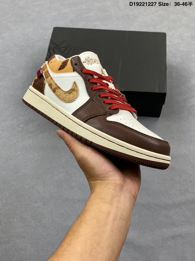 Air Jordan 1 Low Nyc 马年限定 Aj1乔1低帮目前市售最高品质出货 原鞋开发 平台订单专用代工流水线打造 一眼公司货既视感 货号： Iq53
