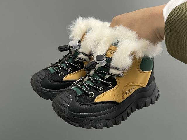 双十二福调整 加绒Keen高帮松紧扣儿童雪地靴 Size：26-37 内里加绒加厚，保暖又舒适 潮牌Keen设计，户外超合适 松紧扣设计，穿脱方便 轮胎橡胶耐磨