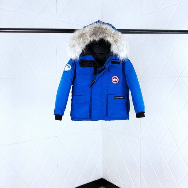 特价福利 Canada Goose 加拿大鹅童装 绝不跑毛 性价比超高 是童装史上的一个奇迹 ！大鹅儿童羽绒服 今日力荐！加拿大鹅 宝宝 羽绒服 整批原货！男宝