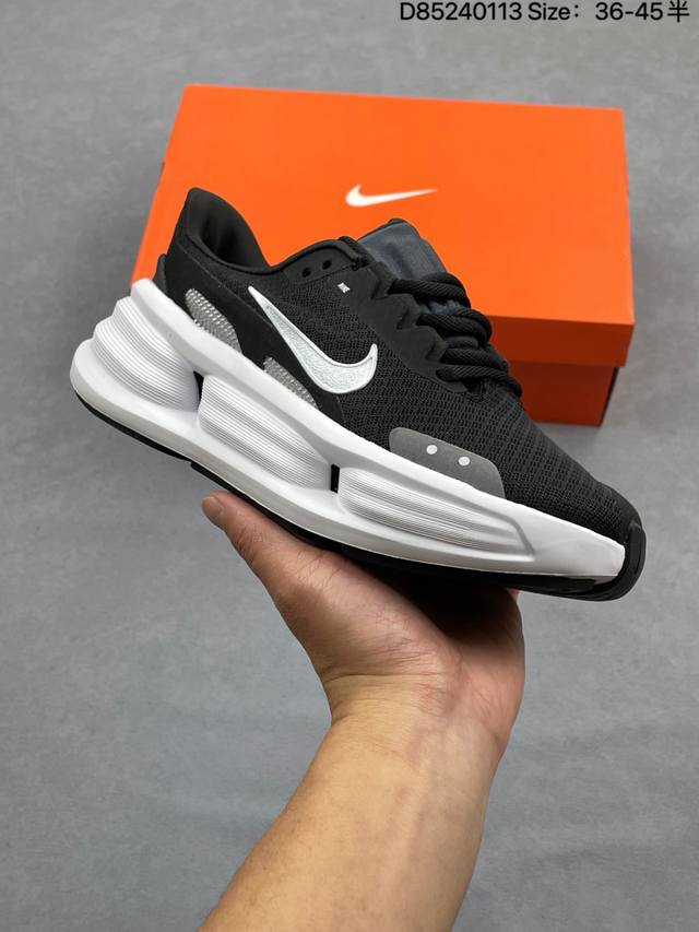 Nk Comfort Ride Easyon 白色 DDD 轻便透气运动训练支撑跑步鞋 DDD 鞋面采用网眼设计，塑就出色透气性 加高升级泡棉缓震中底，顺畅缓震