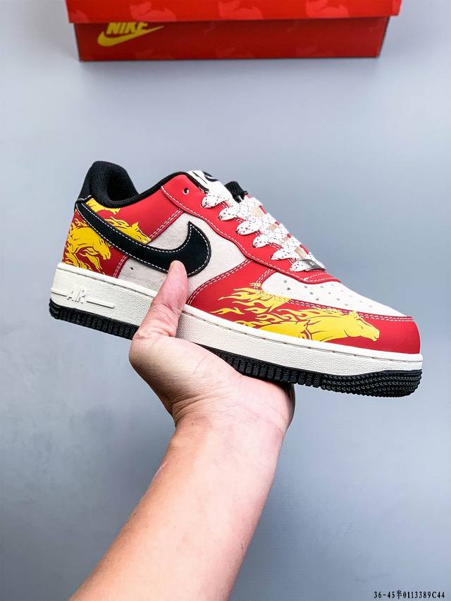 原楦数据纸版，采用硬质优质皮革鞋面材质，内置全掌Air Sole气垫。耐克 Nike Air Force 1 Low 空军一号低帮经典百搭休闲运动板鞋 DDD