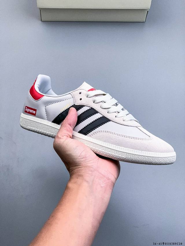 头层真标！Adidas Samba Og 经典鞋款 DDD Adidas 近70年的经典Samba Og 修长的鞋楦,略微尖尖的鞋头,翻毛皮的鞋头拼接,这些我们