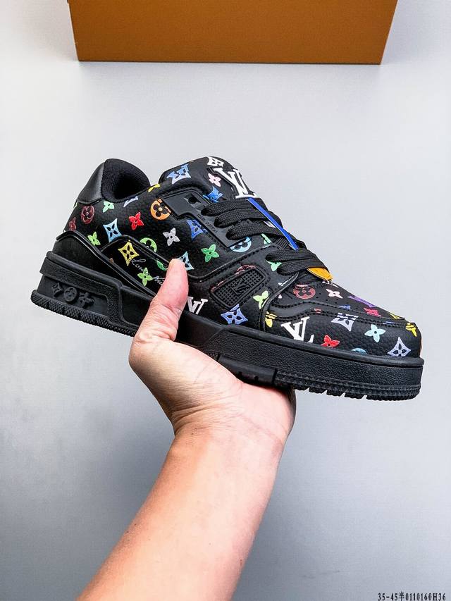 路易威登 Louis Vuitton Lv路易威登板鞋 DDD 乘风破浪的姐姐争先种草款,舒适透明底和百搭性霸屏整个时尚娱乐圈，正品1:1套楦复刻，细节调整完美