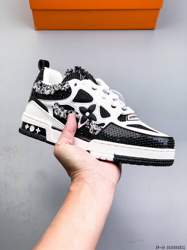 路易威登 Louis Vuitton Lv路易威登板鞋 DDD 乘风破浪的姐姐争先种草款,舒适透明底和百搭性霸屏整个时尚娱乐圈，正品1:1套楦复刻，细节调整完美