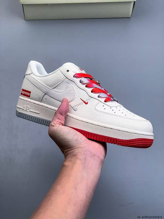 原楦数据纸版，采用硬质优质皮革鞋面材质，内置全掌Air Sole气垫。耐克 Nike Air Force 1 Low 空军一号低帮百搭休闲运动板鞋 DDD 01