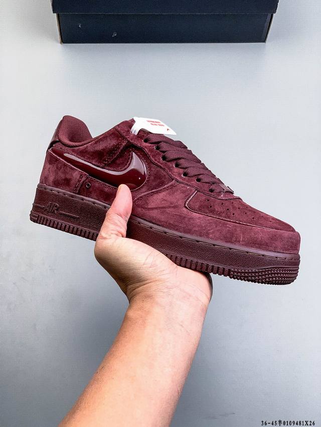 纯原版本 原楦数据纸版，采用硬质优质皮革鞋面材质，内置全掌Air Sole气垫。耐克 Nike Air Force 1 Low 空军一号低帮经典百搭休闲运动板鞋