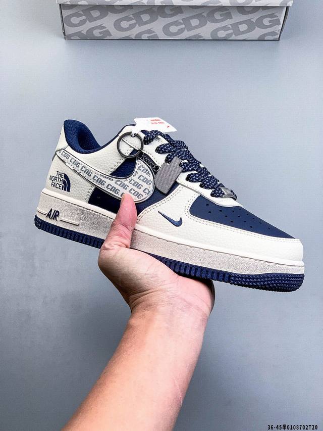 原楦数据纸版，采用硬质优质皮革鞋面材质，内置全掌Air Sole气垫。耐克 Nike Air Force 1 Low 空军一号低帮经典百搭休闲运动板鞋 DDD