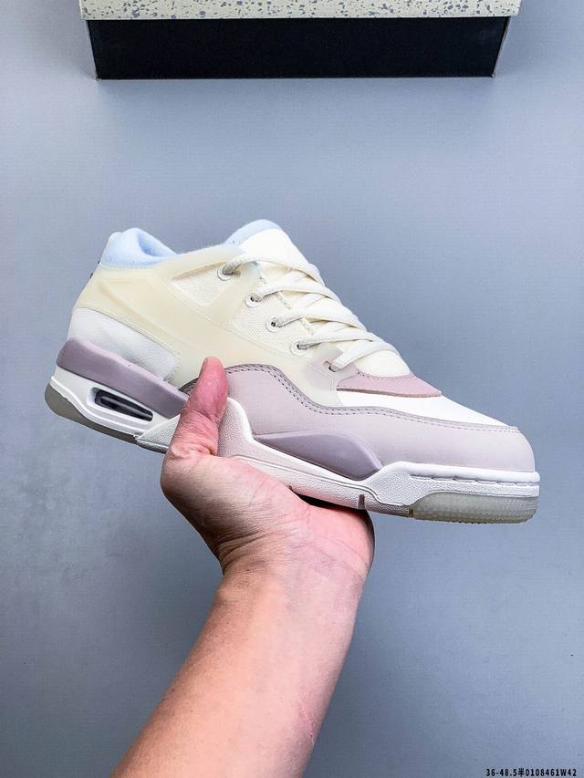 公司级 Air Jordan Aj4 Rm 重制版低帮复古篮球鞋 实拍首发 DDD 采用了低帮的设计 并保留了众多Aj4的经典元素 DDD 鞋身以皮革 麂皮材质