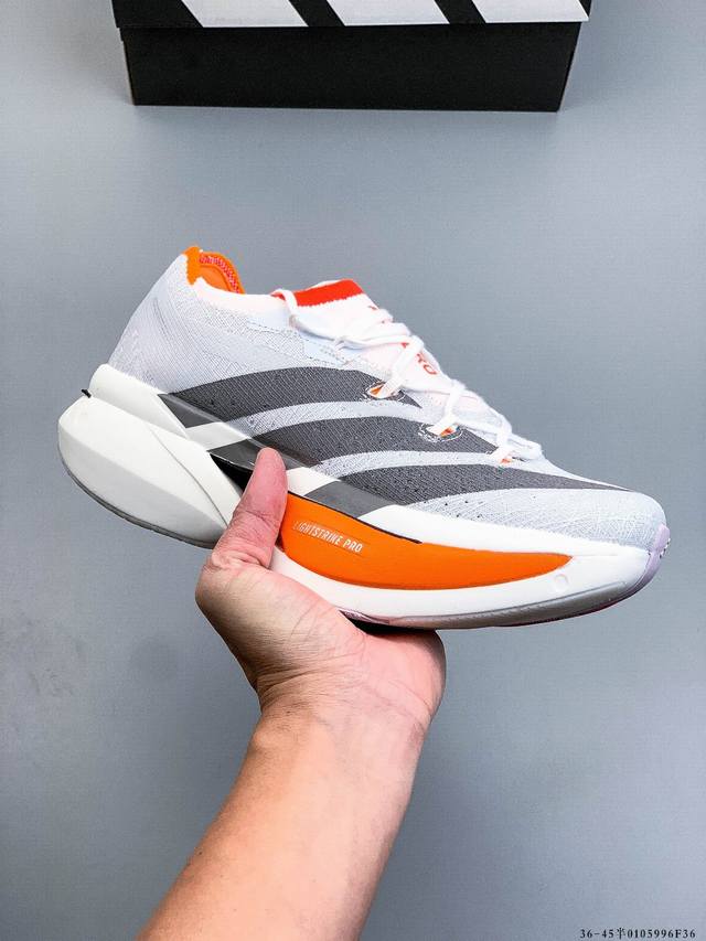 公司级 Adidas Adizero Prime X 3.0 Strung箱根系列 专业竞训 碳板碳柱 阿迪达斯 经典马拉松跑步鞋 DDD 整体采用前作的设计语