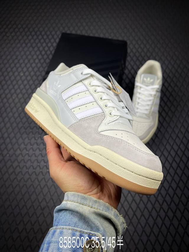 DDD 公司级阿迪达斯 Adidas Forum 84 Low Og “Bright Blue” 低帮百搭潮流休闲运动板鞋。以复古篮球鞋的外形为基础，采用皮革拼