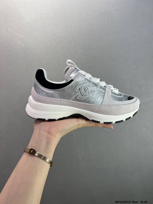 核心私 DDD 公司级Chanel香奈儿 25Ss 春夏新款专柜顶级休闲款运动鞋 这款经典设计 鞋面多种工艺电绣的风格；大底却时尚运动；不平凡的拥入了多种配色元