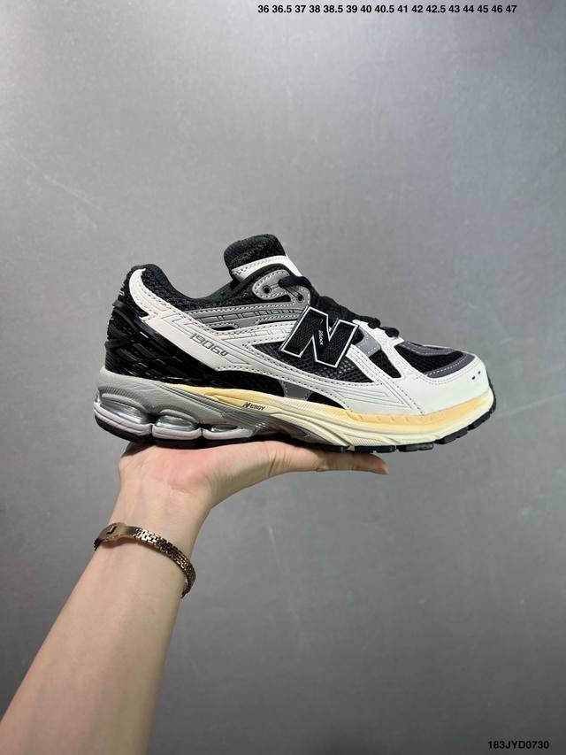 公司级New Balance M1906系列复古单品宝藏老爹鞋款 公司级版本复古元素叠加 质感超级棒 楦版型材料细节做工精细 作为Nb最经典的档案鞋型之一 与