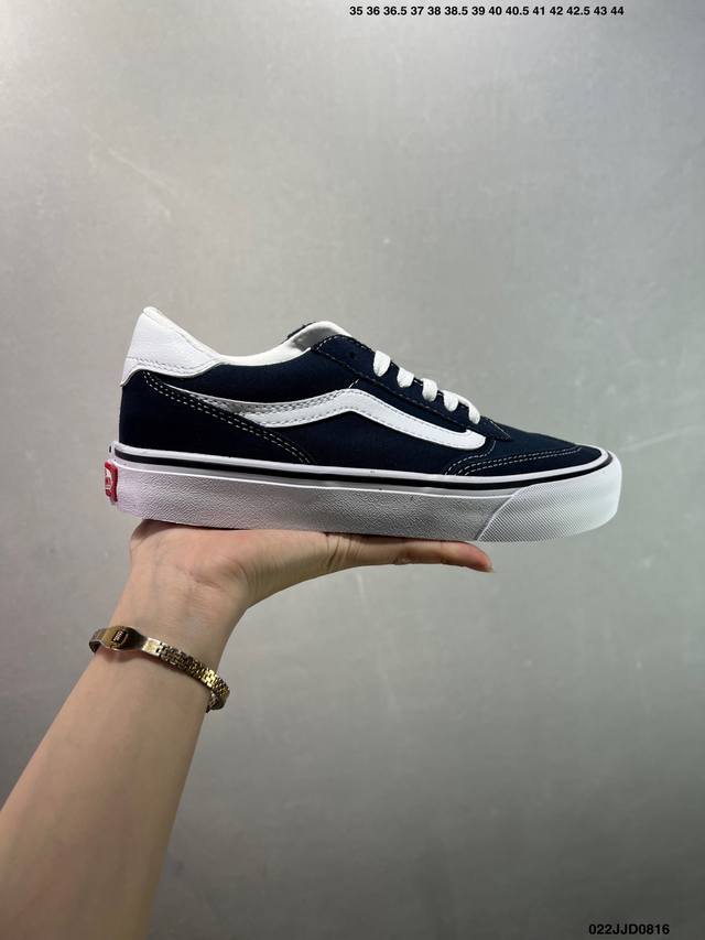 Vans Classics Knu Skool DDD 苏格兰格纹拼接 厚鞋舌面包鞋 DDD Vans联名超火的土豆鞋，复古经典，鞋头放大、包边上移加厚、鞋舌加