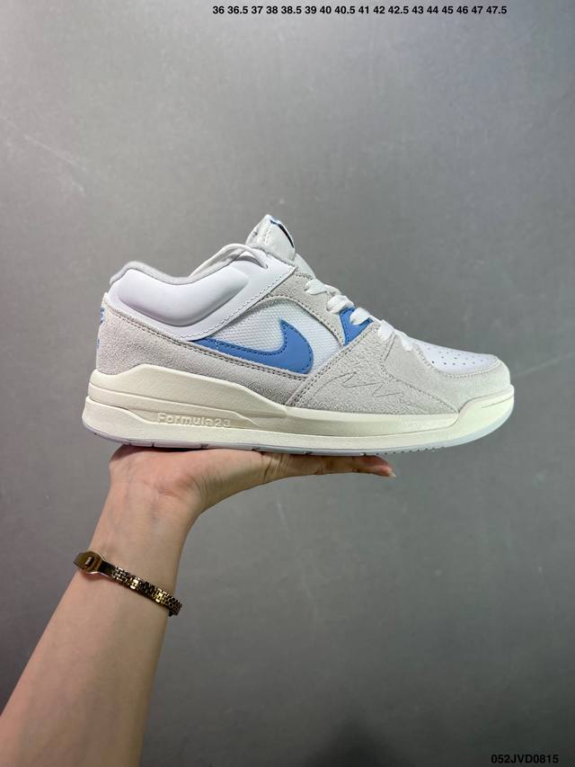 公司级Air Jordan Stadium Aj90 潮流运动板鞋 Dx4397-001 充满了对Tinkerhathield 原创设计的致敬 包括中足网状面板