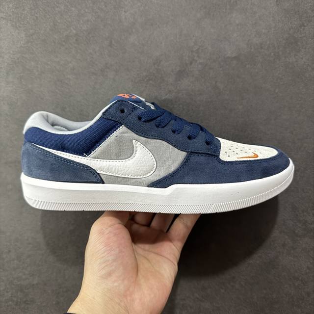 纯原版 Nike Sb Force 58 Low 耐克 低帮 紫白黄 男女同款 防滑耐磨轻便低邦板鞋 鞋款外观以蓝色色调为主，灰色的鞋身搭配侧身白色Swoosh