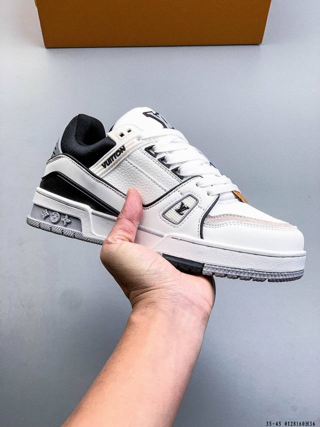 路易威登 Louis Vuitton Lv路易威登板鞋 DDD 乘风破浪的姐姐争先种草款,舒适透明底和百搭性霸屏整个时尚娱乐圈，正品1:1套楦复刻，细节调整完美