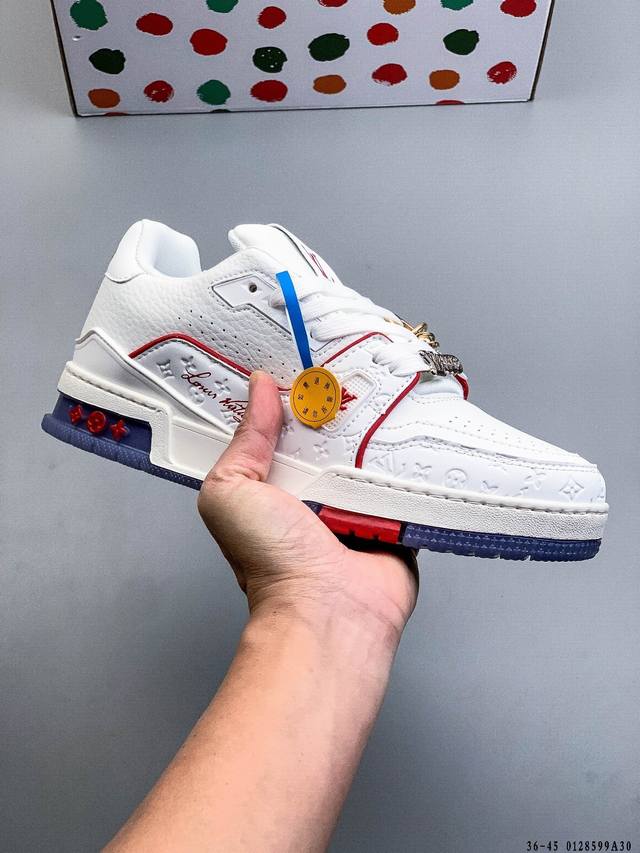 路易威登 Louis Vuitton Lv路易威登板鞋 DDD 乘风破浪的姐姐争先种草款,舒适透明底和百搭性霸屏整个时尚娱乐圈，正品1:1套楦复刻，细节调整完美