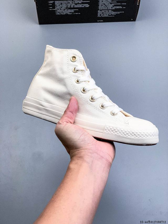 Converse All Star Squaretoe 匡威方形鞋头帆布鞋 DDD Converse并非第一次将All Star鞋款变为方头，尤其是前些年Ric