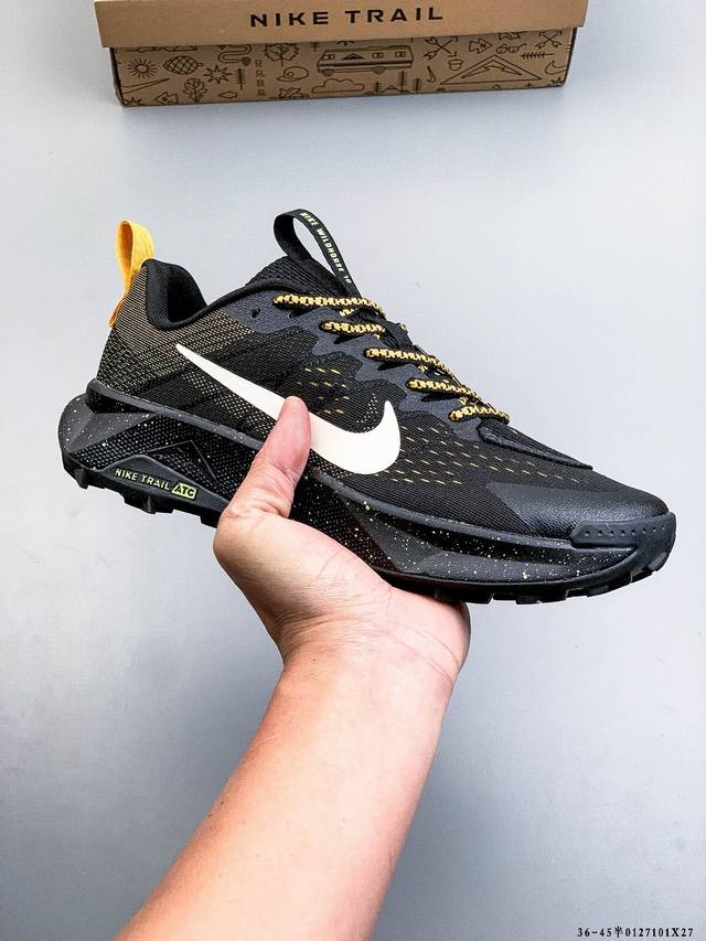 耐克Nike Reactx Wildhorse 10登月系列越野跑步鞋。兼顾迅疾外观和稳固脚感 DDD 后跟覆面和中足动态支撑巧妙融合 缔造稳定顺畅的迈步体验
